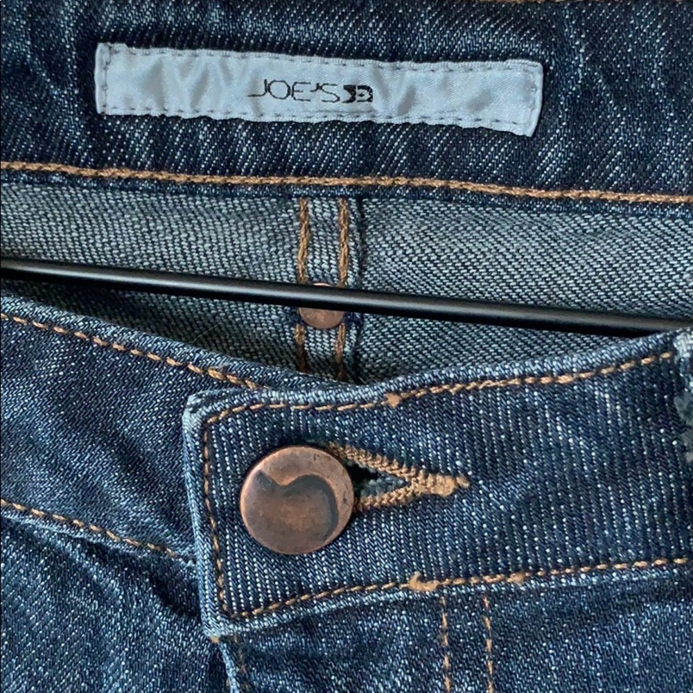 Joe’s Flared Jeans - Picture 3 of 4